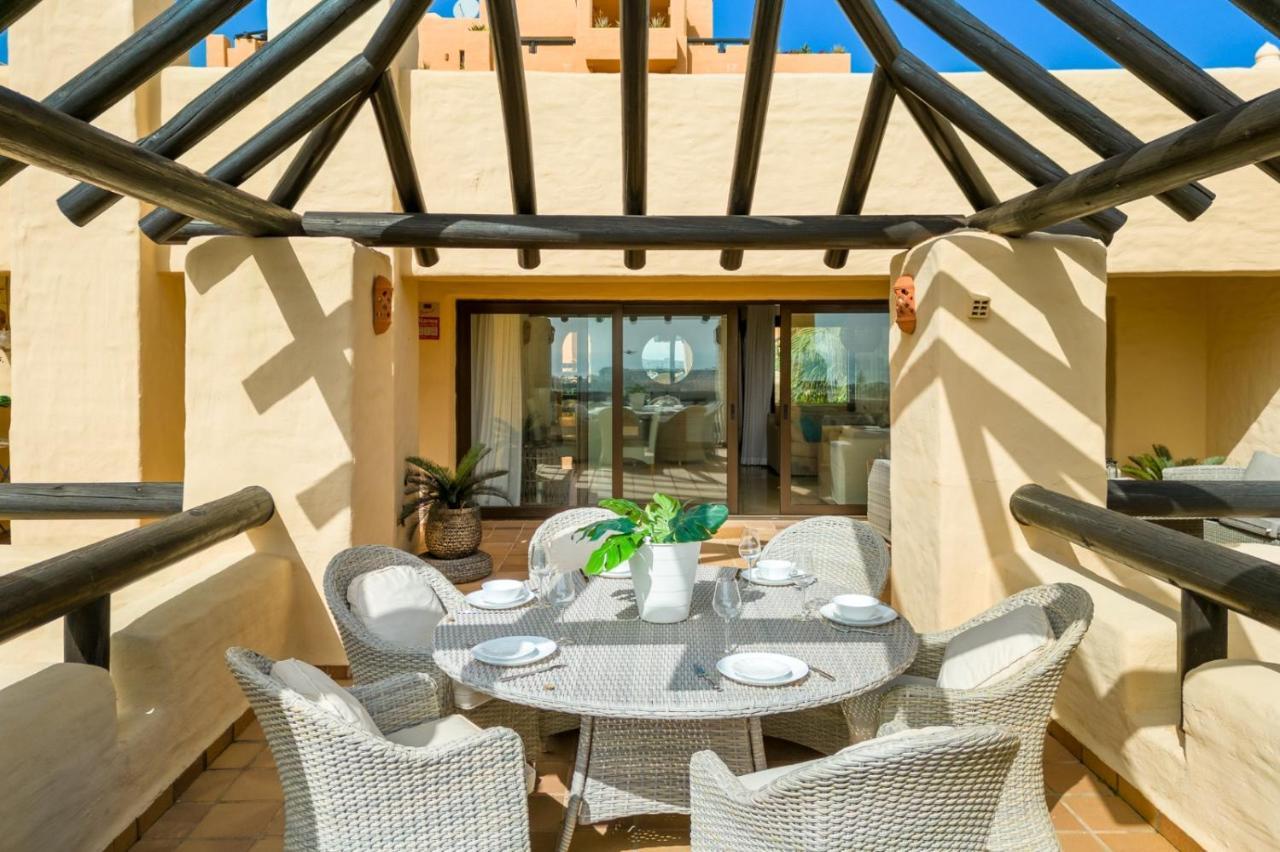 15 First Line Penthouse With Wonderful Seaview Near Duquesa Golf Manilva Andalucia Lägenhet Exteriör bild